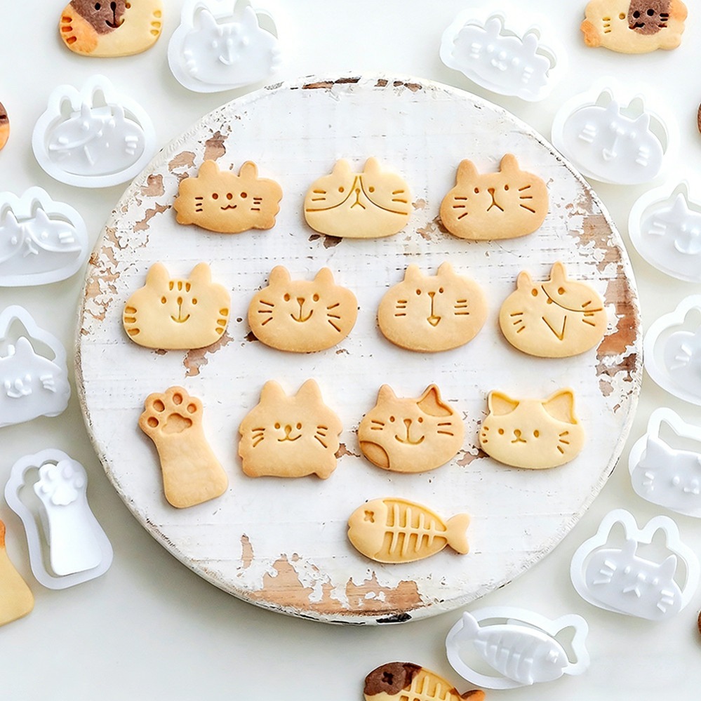 Kitchen Accessories For Baking - Cute Kitten DIY Stamp Cookie Cutters